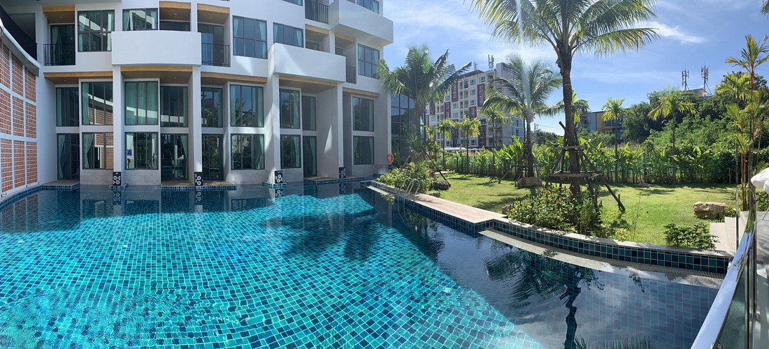 Atom Phuket Hotel
