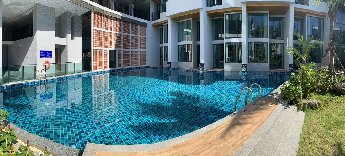 Atom Phuket Hotel